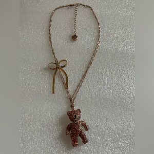 Beautiful vintage Aurora Borealis teddy bear necklace by Betsy Johnson